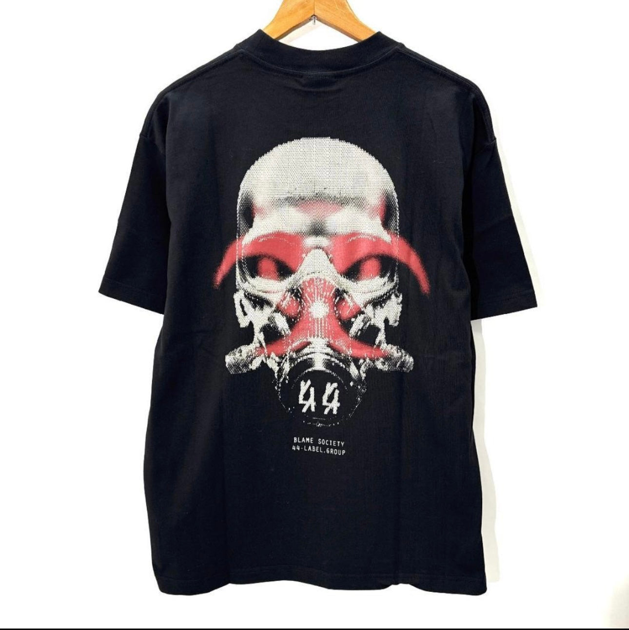 44 LABEL GROUP