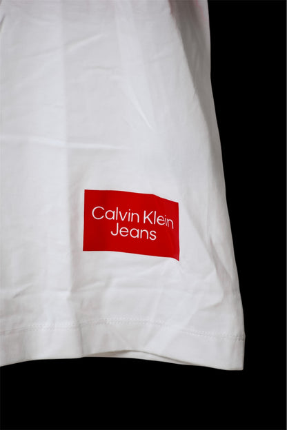 Calvin Klein T-shirt